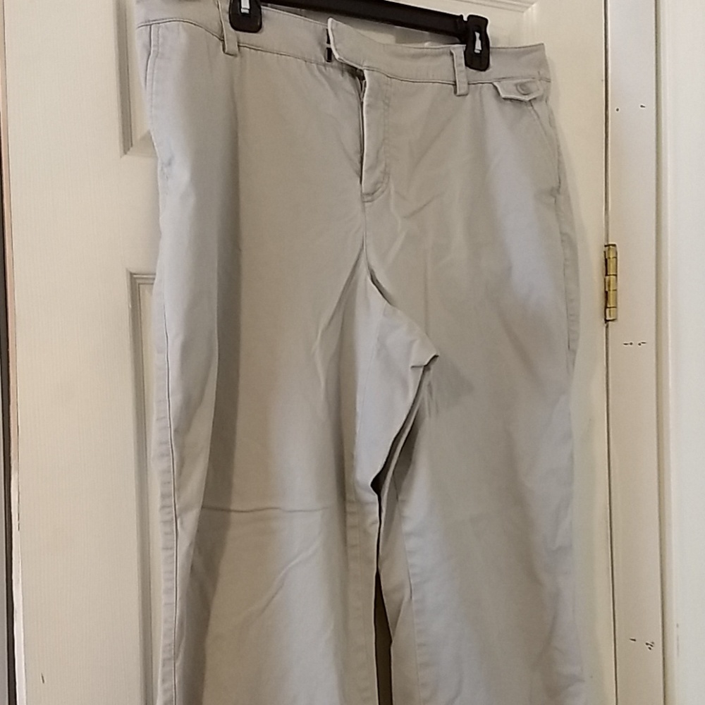 Dockers Khaki Pants